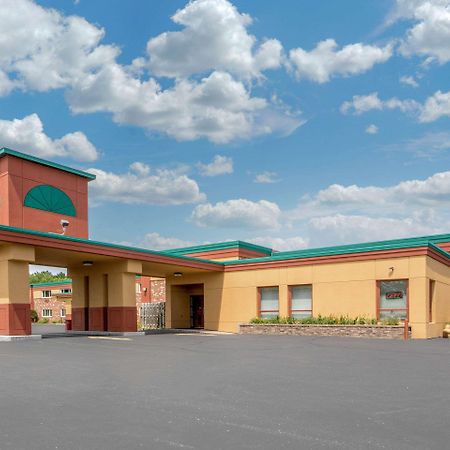 Econo Lodge Wisconsin Rapids Eksteriør bilde